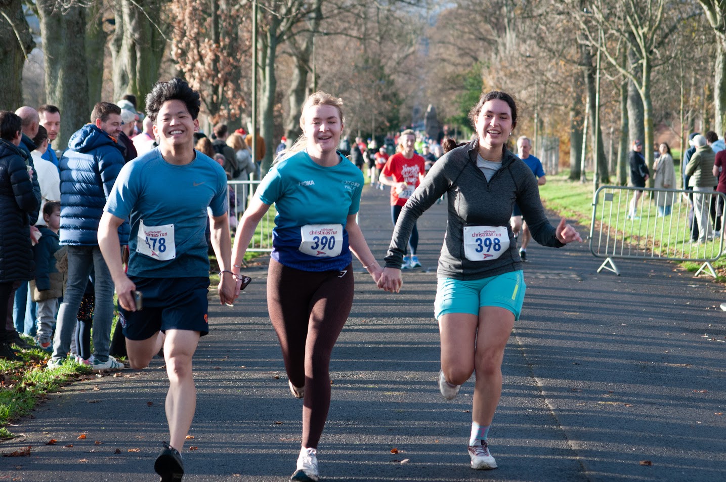 The Christmas 5K, 10K & 1500m Junior u/16 runs in Inverleith Park, Edinburgh